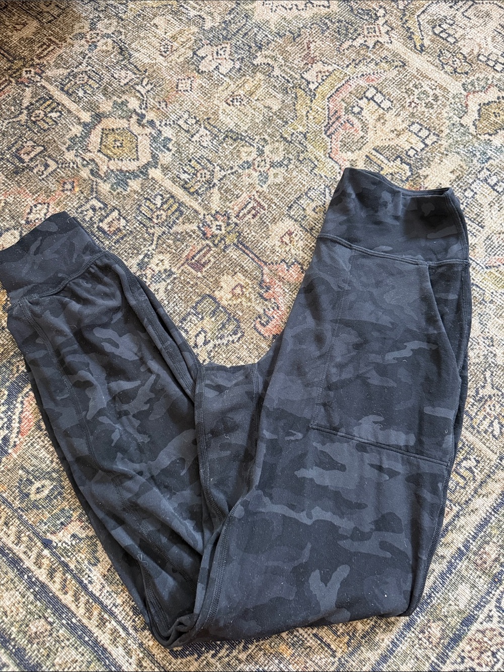 lululemon athletica Black Camo Performance Leggings align joggers 8